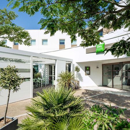 Hotel Ibis Styles Les Sables Olonne Esterno foto