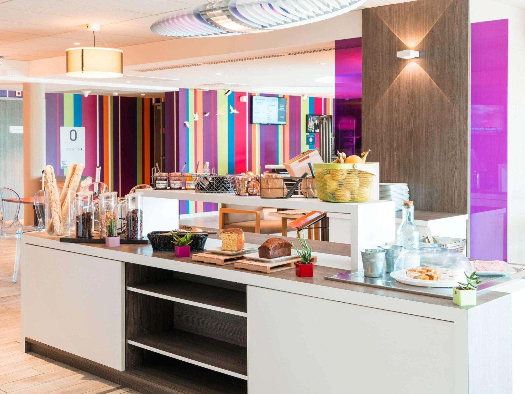 Hotel Ibis Styles Les Sables Olonne Esterno foto