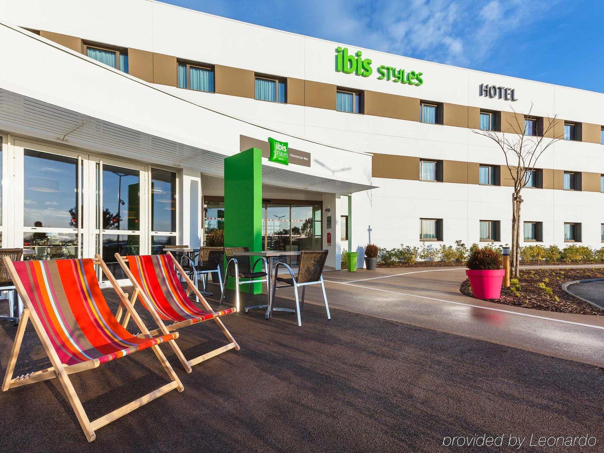 Hotel Ibis Styles Les Sables Olonne Esterno foto