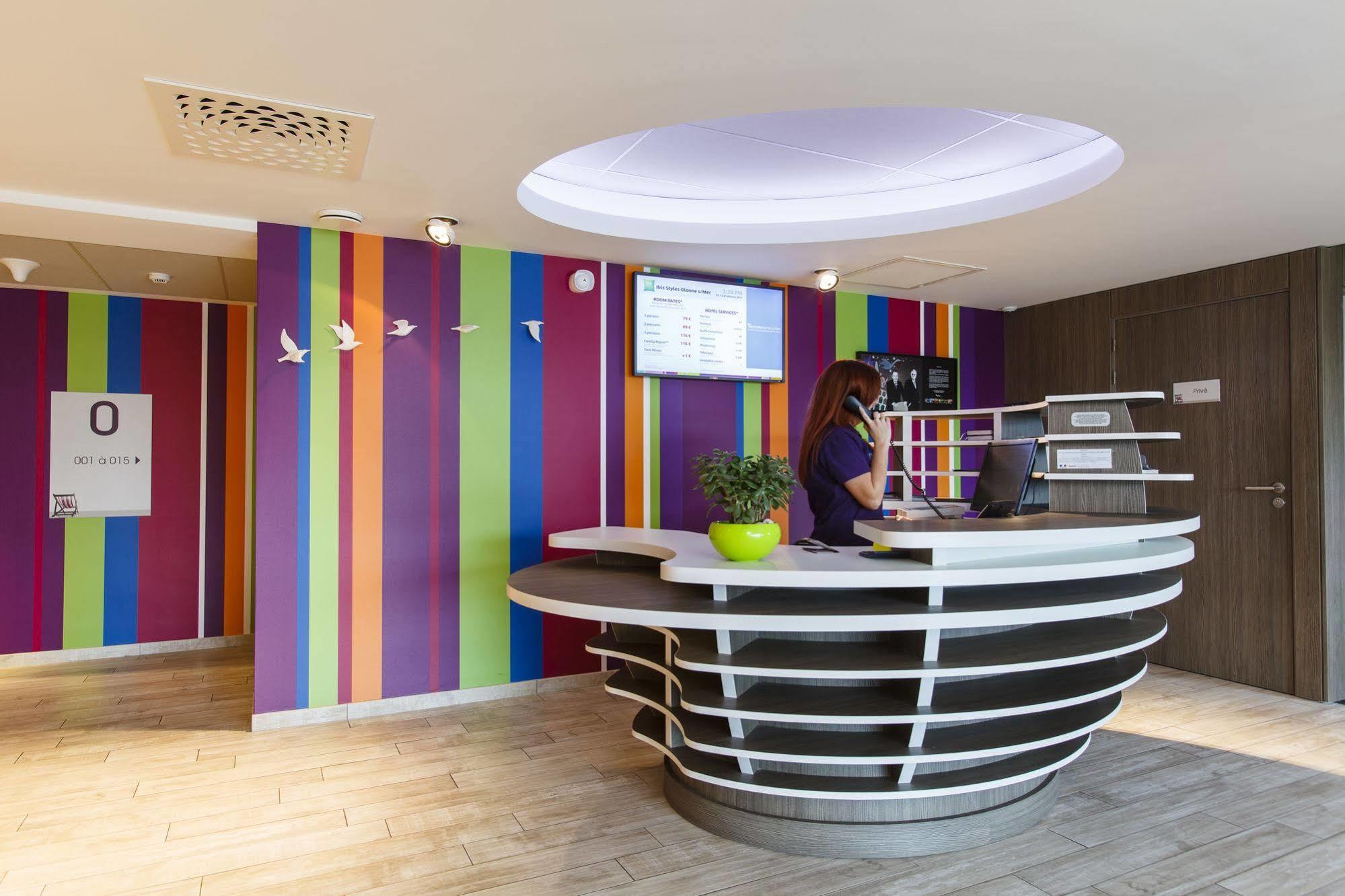Hotel Ibis Styles Les Sables Olonne Esterno foto